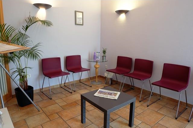 Wartezimmer-2.jpg